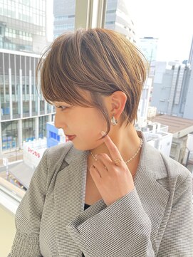 イオエ(ioe) イメチェン/外ハネボブ/ワイドバング/ブルーブラック/美髪