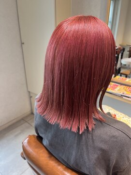 クロレ(CLORE) ピンクカラー Wカラー 切りっぱなしボブ ボブ チェリーレッド