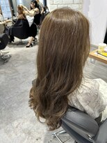 リーオオサカ(Lee Osaka) アッシュグレージュカラー
