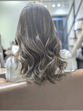 アオ(a-o) グラデーションカラー×グレージュ