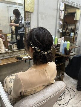 ブーミー(Bor mee) 【Bormee】ハーフアップ風/ねじりアレンジ/結婚式お呼ばれ/ボブ