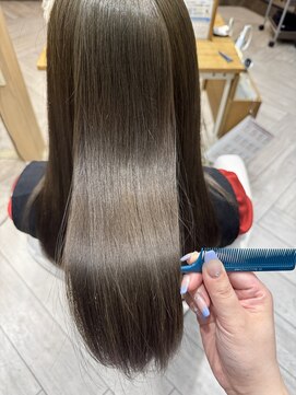 アヴァンス 広島本通店(AVANCE.) 髪質改善 × オリーブベージュ