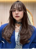 柔らか質感のナチュラルロング