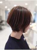 モカグレージュカラー×大人ショート