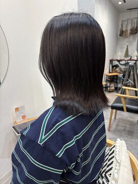 ソソ 与野(So/So) 暗髪カラー/外ハネ/髪質改善/艶髪