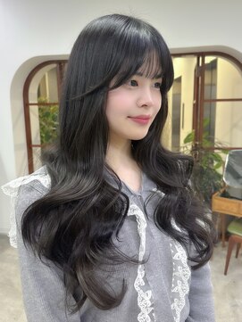 ソピ バイ インビテーション(sopi by invitation) シースルーバング ロングレイヤー ワンホンヘア ダークグレー