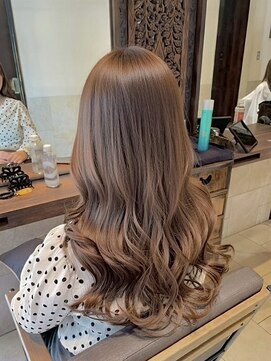ヘアリゾート粋 ティガ 池袋店(tiga) 艶髪/レイヤーカット/キャラメルベージュ