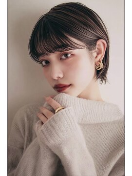 ルアナ(Luana) ダークグレージュショート