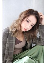 エストレーラ(estrela) 『estrela』大人可愛い外国人風エアタッチ かき上げセミディ