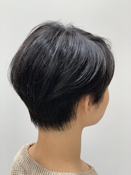 ユキオ オブ ヘアー(YUKIO of Hair) 30代40代 ☆襟足すっきりで小顔見せ☆ショートstyle