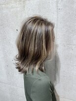 オーク たまプラーザ(OAK)&nbsp;コントラストハイライト×グレージュ♪【OAKたまプラーザ】