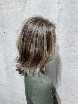 オーク たまプラーザ(OAK) コントラストハイライト×グレージュ♪【OAKたまプラーザ】