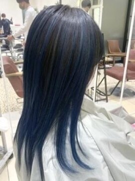 クアトログランシュ ひたちなか店(QUATRO×GranCieux) ブルーバレイヤージュ