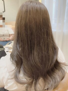 ロンドプランタン 恵比寿(Lond Printemps) 伸ばしかけロングヘアの似合わせカット ベージュアースカラー