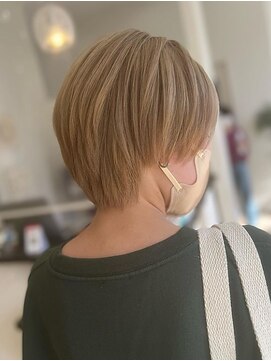 リッシュ 四街道店(Lish) ブリーチ1回で作る《ブロンドカラー》