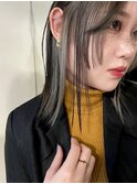 【 ミディアム × ストレート × グレージュカラー 】浅野美紀