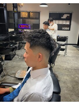 クラージュ(Courage) スキンフェード×ツイストパーマ