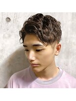 タム(tam)&nbsp;アップバングショート