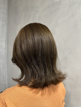 レヴィ 神楽坂(Levi) オリーブカラー