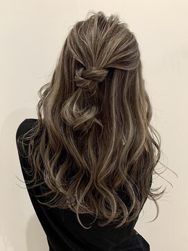 ディーエヌエー バイ エゴル(DiNA by ENGOL) 【DiNA名古屋栄】名古屋コントラストハイライトカラー【保存必須