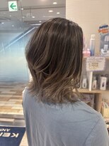 ケンジ 平塚 アネッタ(KENJE annetta)&nbsp;バレイヤージュ★シルバーグレイ