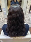 朝が楽になる♪大人可愛い強めウェーブパーマ
