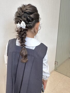 クルムバイルチア(Kulm by Luccica) お子様ヘアアレンジ