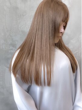 ギークス(GEEKS) 【GEEKS渋谷】ミルクティーベージュ/ヘーゼルブラウン/冬ヘア/艶