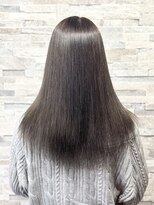 ヴィソップ(V.S.O.P)&nbsp;透明感グレージュロング（ハイトーンからトーンダウン）