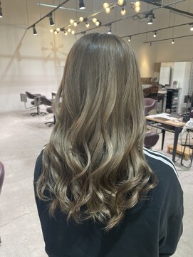 グランデュール 浜松東若林店(GRANDEUR) ☆オリーブベージュ☆