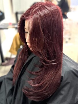 ゲームバイアランスミシー 心斎橋(GAME by Alan Smithee) チェリーレッド/ブリーチなしダブルカラー/レイヤーカット