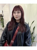 チェリーレッド×オン眉ロングヘア