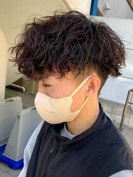 ジーニー 本厚木(Genie) ツイストスパイラル/波巻き/ハイライト/マッシュパーマ/ウルフ