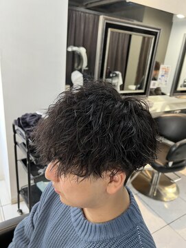 アイズ 海老名(AIZU) ツイストスパイラルパーマ　メンズマッシュ　マッシュパーマ