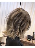 【ベージュ系】バレイヤージュ