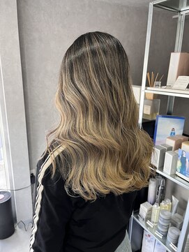 スティーン(STEEN) バレイヤージュ