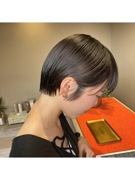 トゥモローズ(TOMORROWS) コンパクトショート