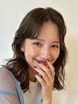 コンフィー(comfy)&nbsp;『サザワ』フェザーパーマチェリーブラウンミニウルフ