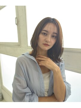 ローレン(LOREM) 大人ミディアム