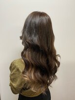 ガルボ ヘアー(garbo hair) 艶髪 ロングカラー インナーカラー