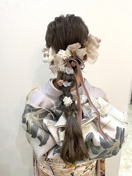 イーエル フレスコ(e.ll fresco) 編みおろし成人式ヘア