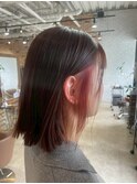 クラゲヘアーさりげピンクが映えるインナーボブ