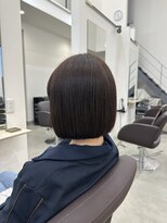 エヌ(Nn) 顎下ボブ
