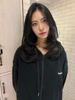 ニカ(NIKA)&nbsp;トレンドのレイヤーカット