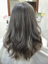 フェリシータ 総持寺店(felicita)&nbsp;これこそシルバー！4カラーでゆる巻き♪