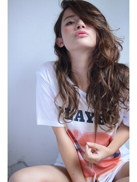 ミラバイグリーン(Mira by green) 外国人風 nudywave 1