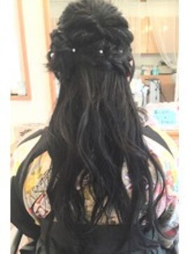 デイジー(Daisy) 三つ編みハーフアップ