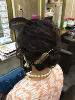 ヘアセットアンドエクステンションショールーム(SHOW ROOM) 結婚式およばれシニヨン