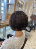 ショートボブ
