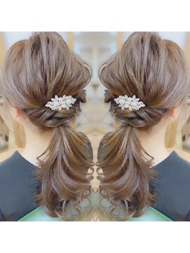 シーデン(C-den) ふんわりボリュームツイストポニー☆